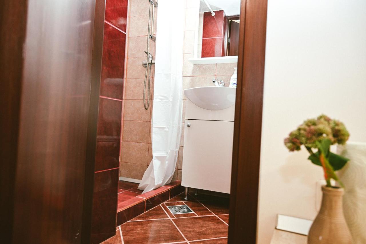 Cozy Apartment Brasov Exterior photo